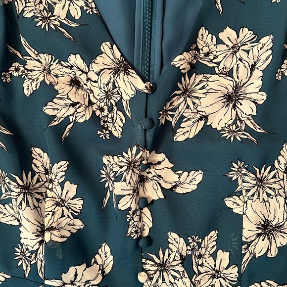 Ann Taylor - long, sheer sleeve, full skirt, lined teal colored floral dress. 4. - Picture 3 of 16